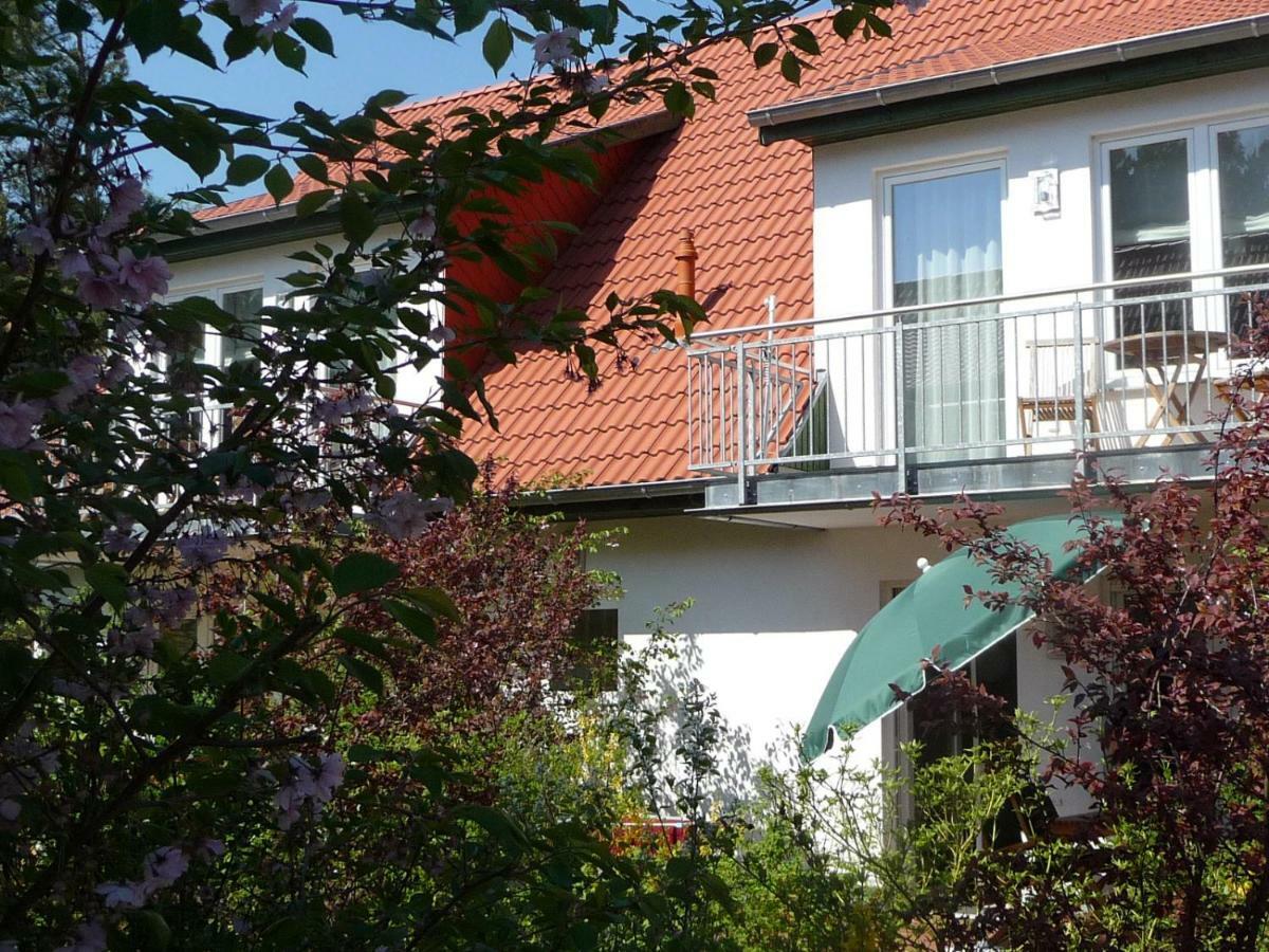 Steinbock-Ferienwohnungen Kölpinsee Exterior photo